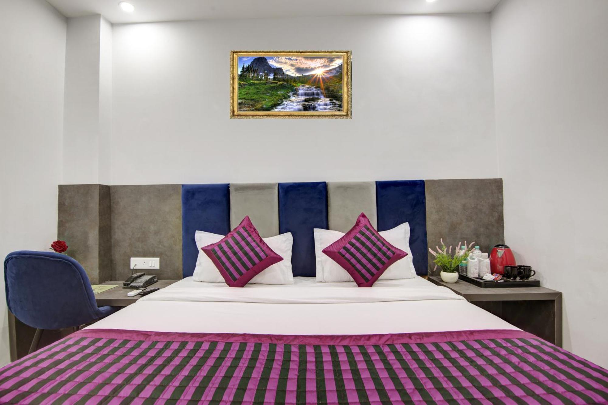 Hotel S B Inn-Near New Delhi Train Station Exterior foto