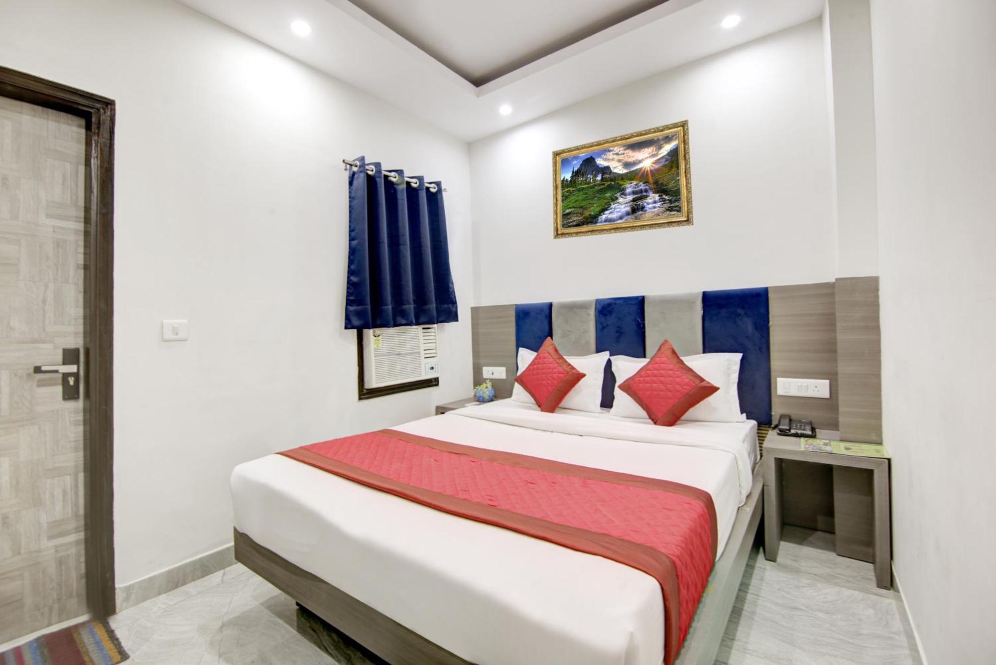Hotel S B Inn-Near New Delhi Train Station Exterior foto