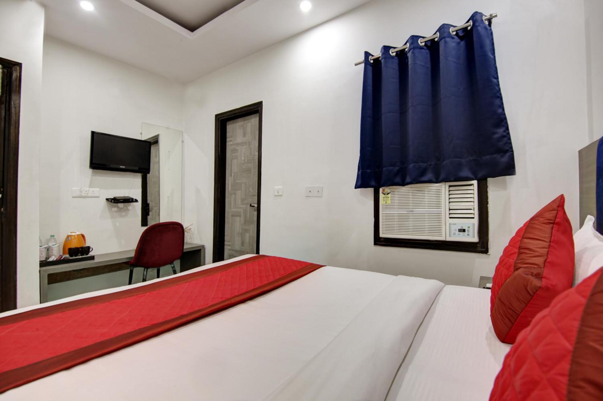 Hotel S B Inn-Near New Delhi Train Station Exterior foto