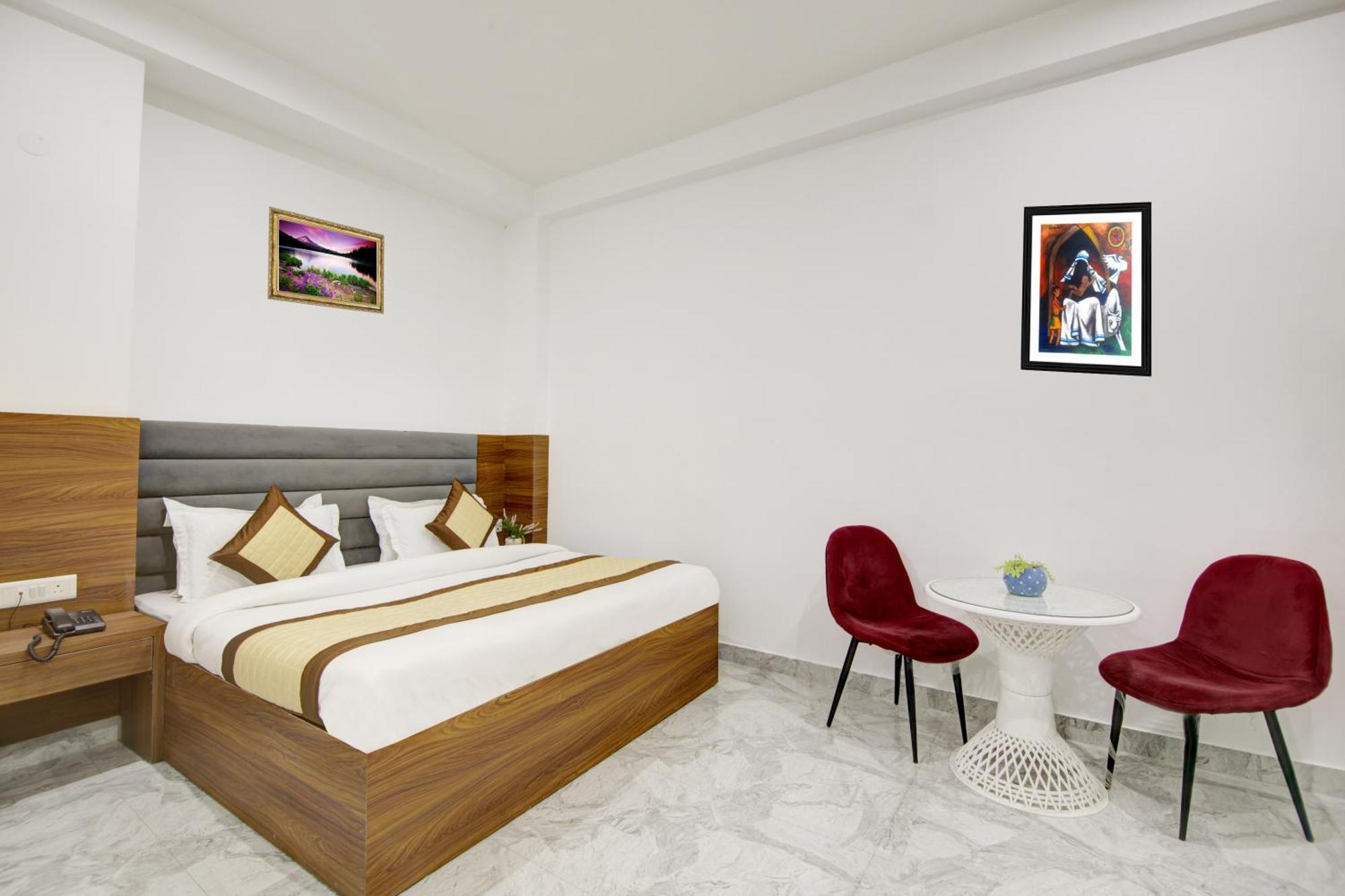 Hotel S B Inn-Near New Delhi Train Station Exterior foto