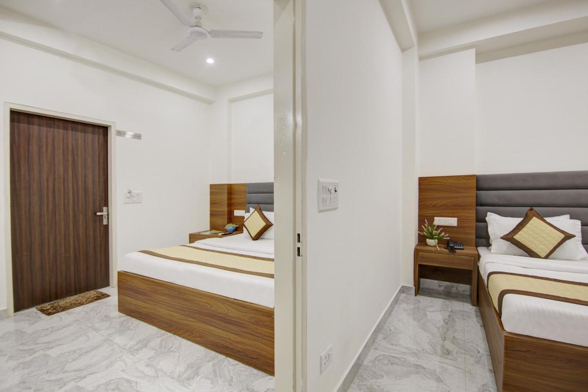 Hotel S B Inn-Near New Delhi Train Station Exterior foto