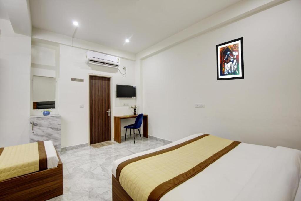 Hotel S B Inn-Near New Delhi Train Station Exterior foto